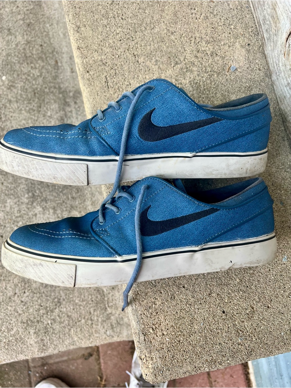 Men’s 8.5/Womens 10 Unisex Stefan Janoski Navy Blue Nike Skateboarding sneakers